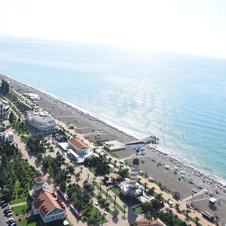 Aparthotel Heaven'S Palace Batumi Exterior foto