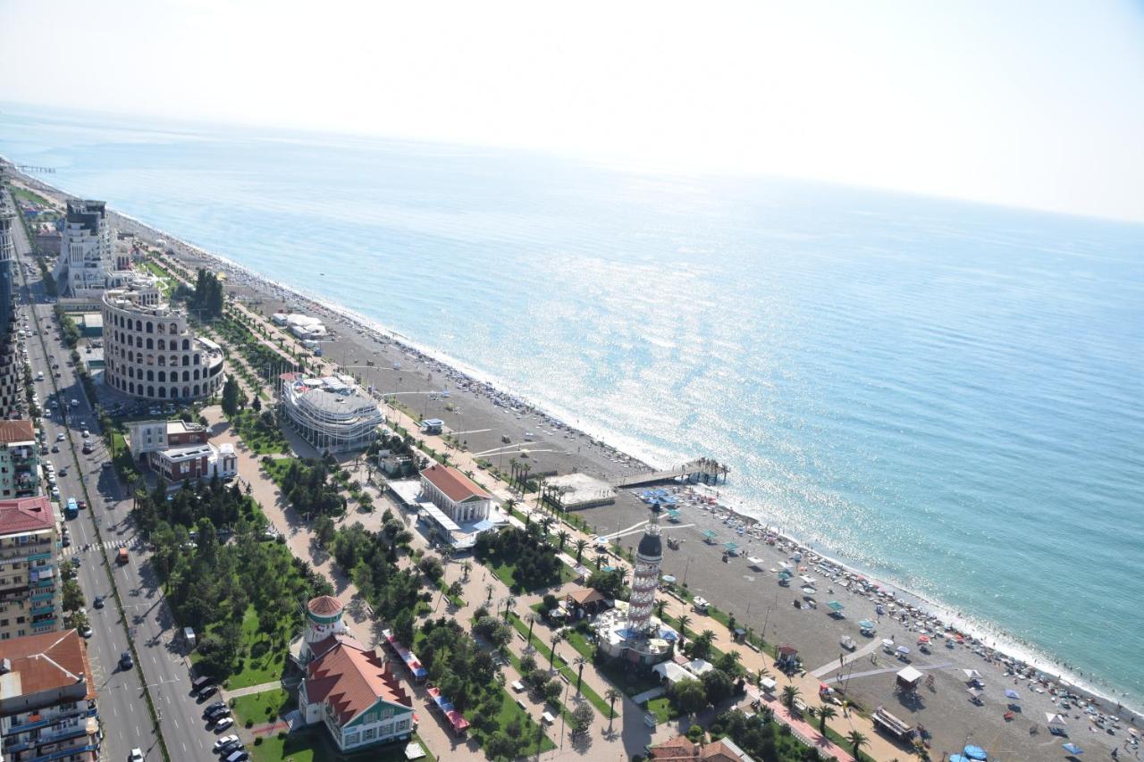 Aparthotel Heaven'S Palace Batumi Exterior foto